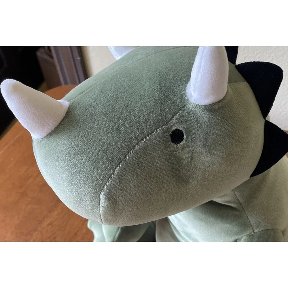 Pillowfort Weighted Stuffed Animal Green Dinosaur Plush Stuffie Stuffy Clean